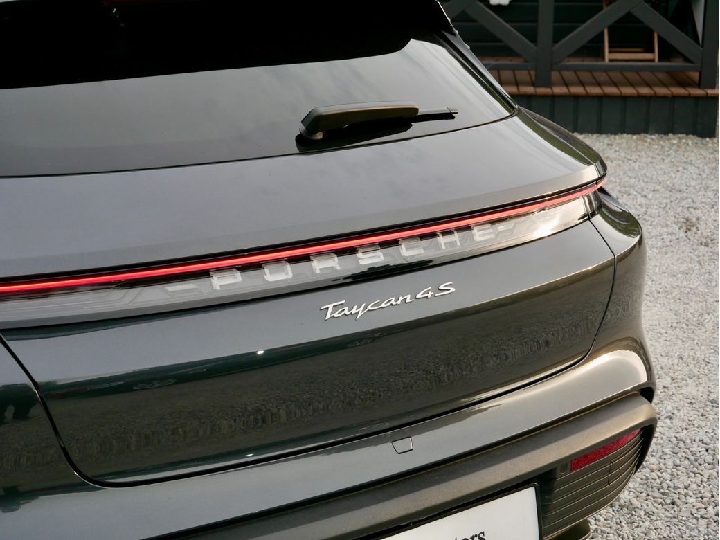 2023 Porsche Taycan