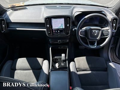 2023 Volvo XC40