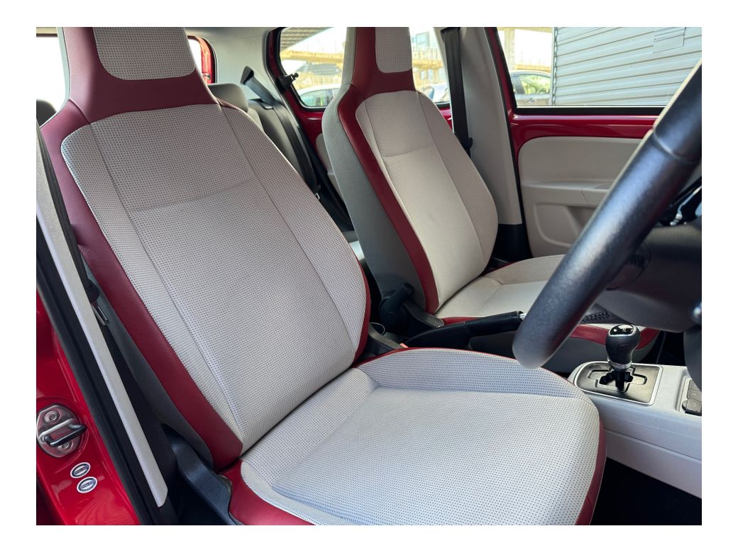 2013 Volkswagen up!