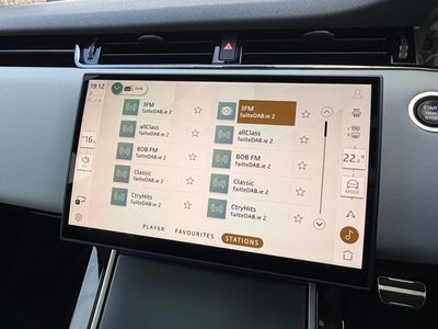 2025 Land Rover Range Rover Evoque