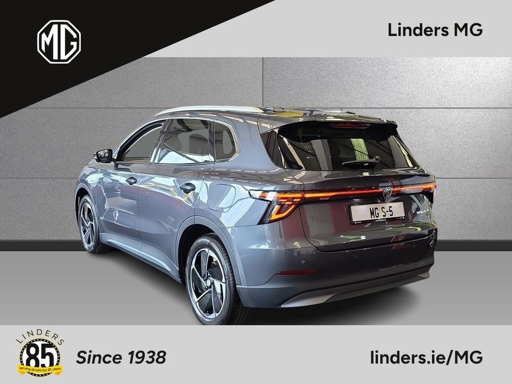 2025 MG S5