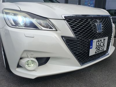 2013 Toyota Crown