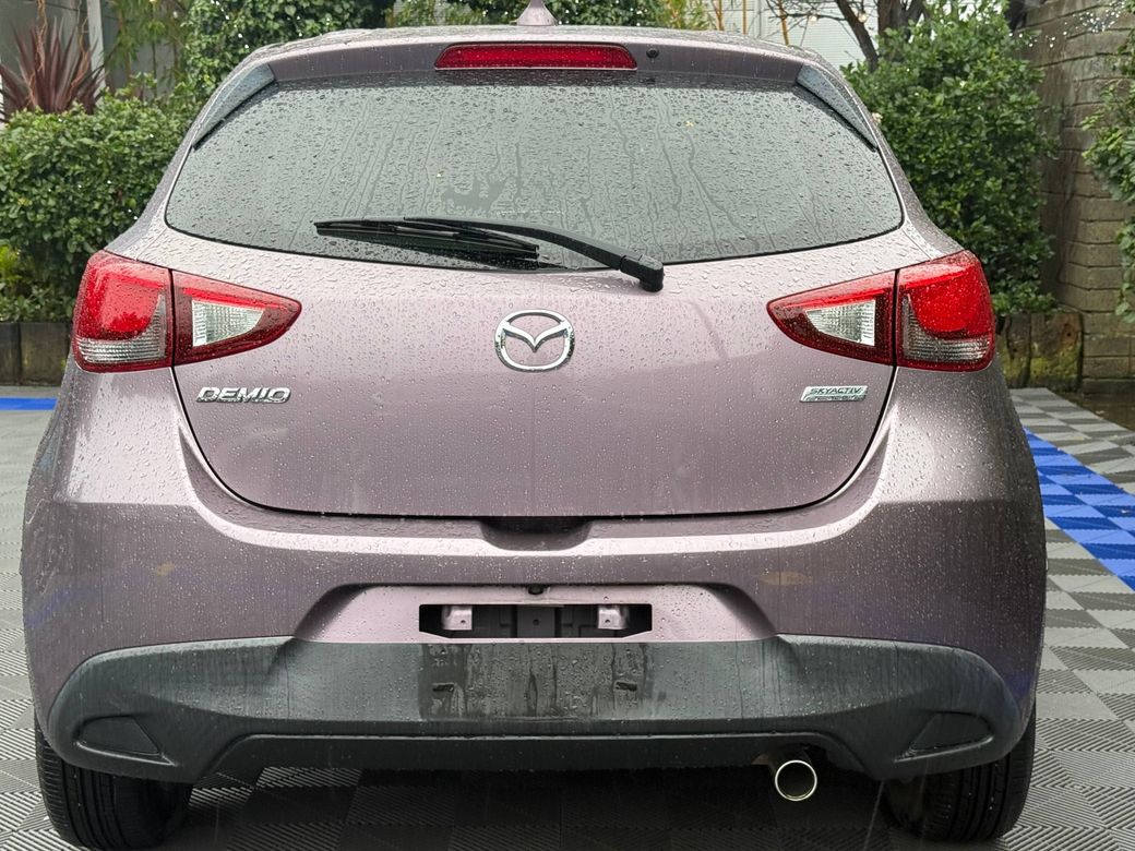 2016 Mazda Demio