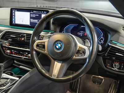 2022 BMW 5 Series