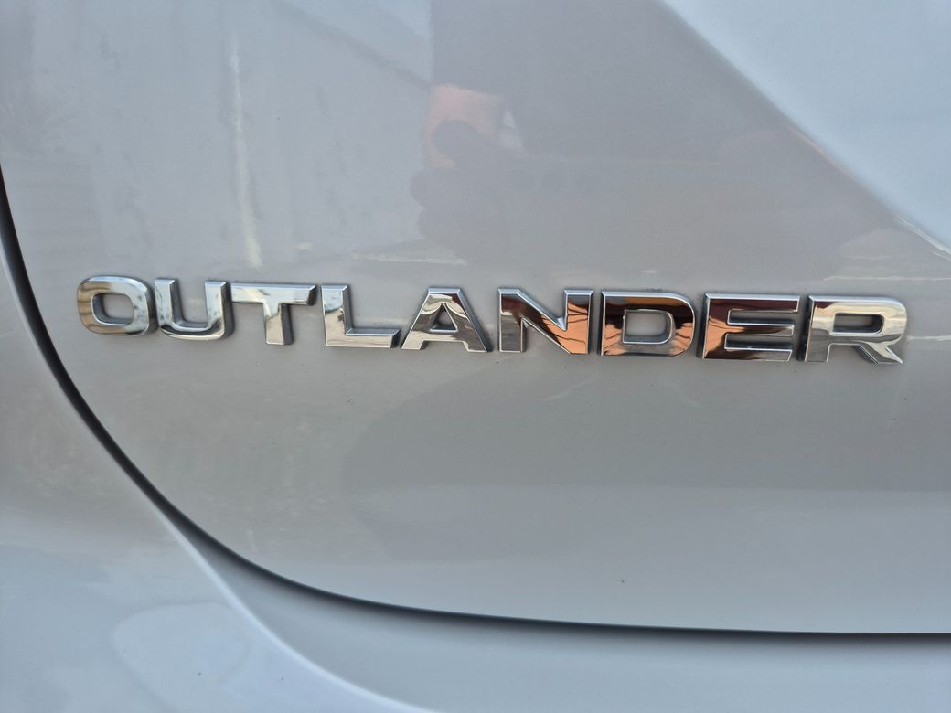 2023 Mitsubishi Outlander