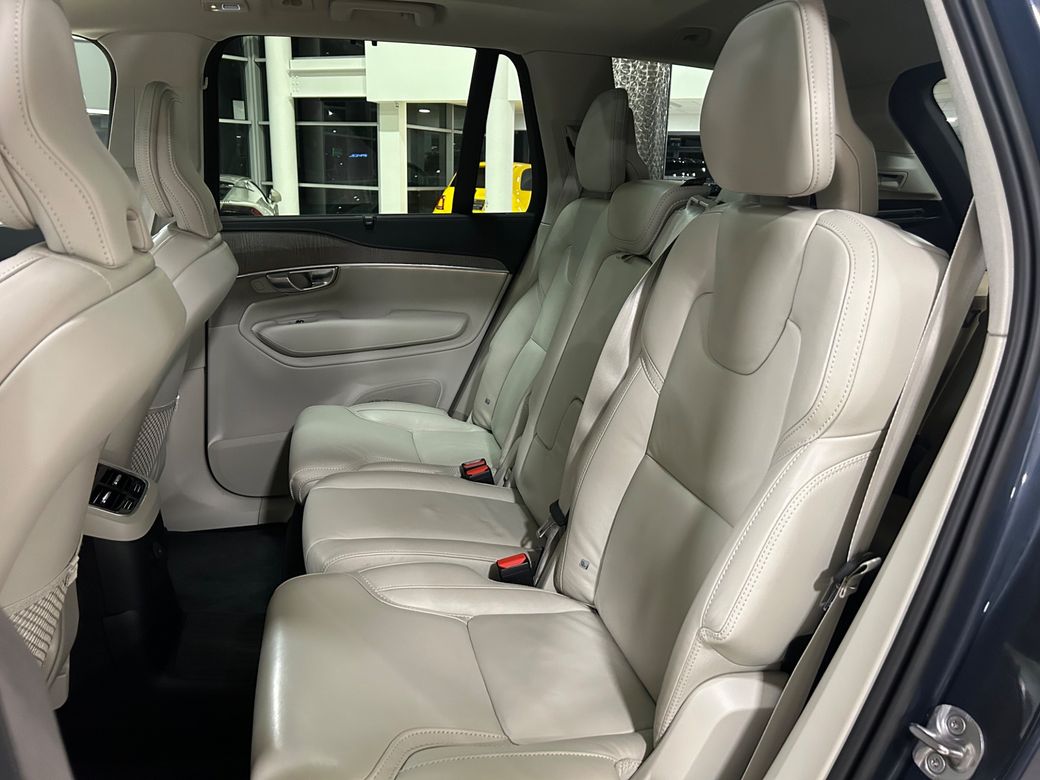 2023 Volvo XC90