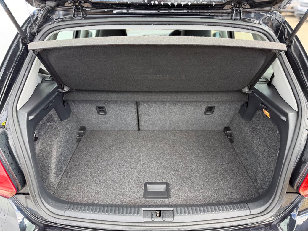 2017 Volkswagen Polo