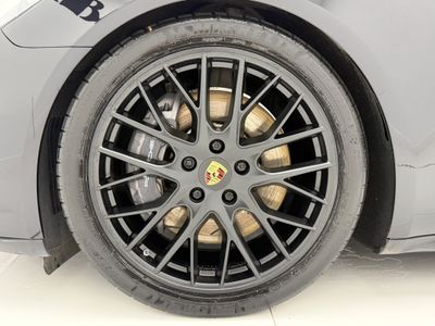 2020 Porsche Panamera