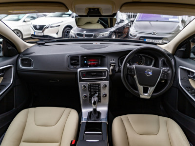2017 Volvo V60