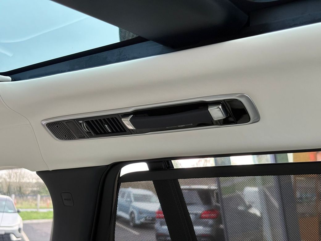 2025 Land Rover Range Rover