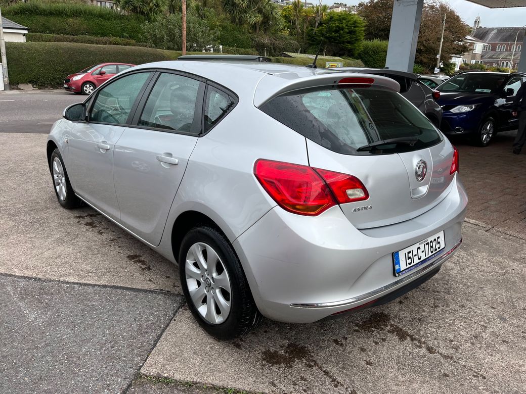2015 Vauxhall Astra
