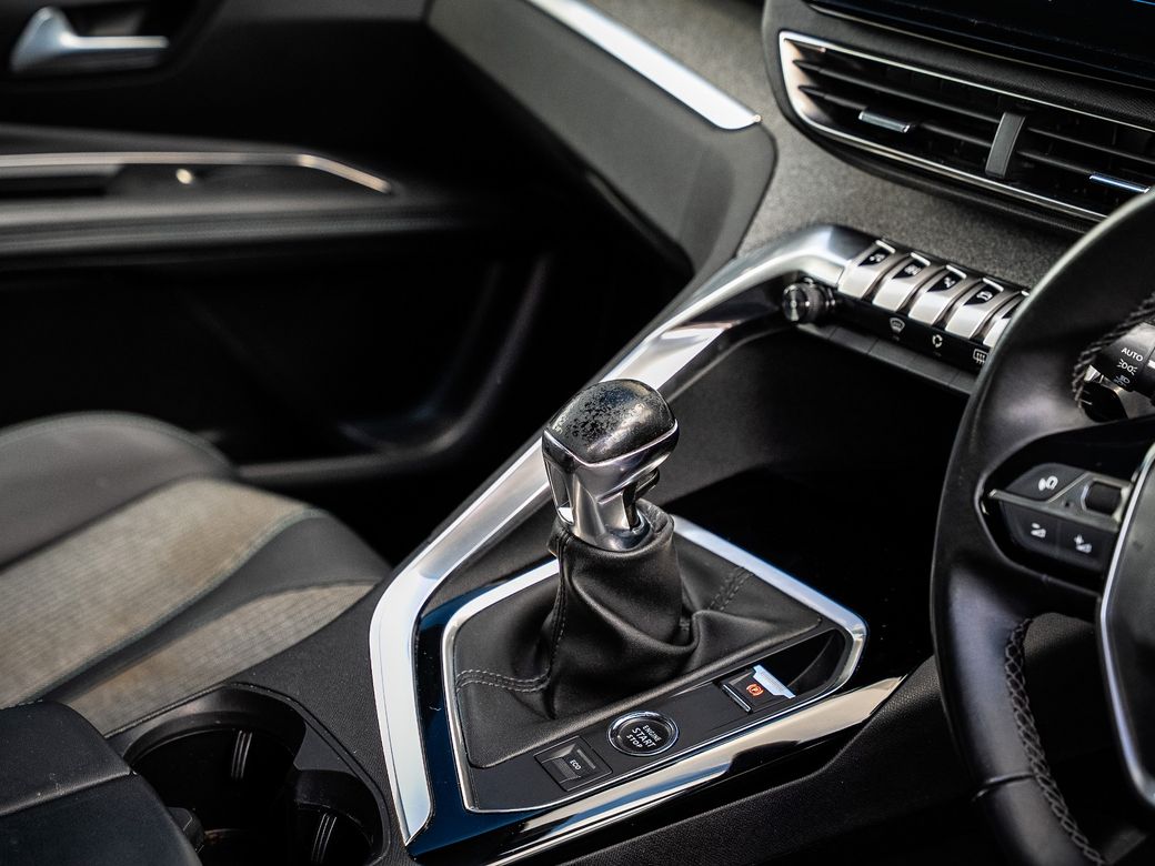 2022 Peugeot 3008