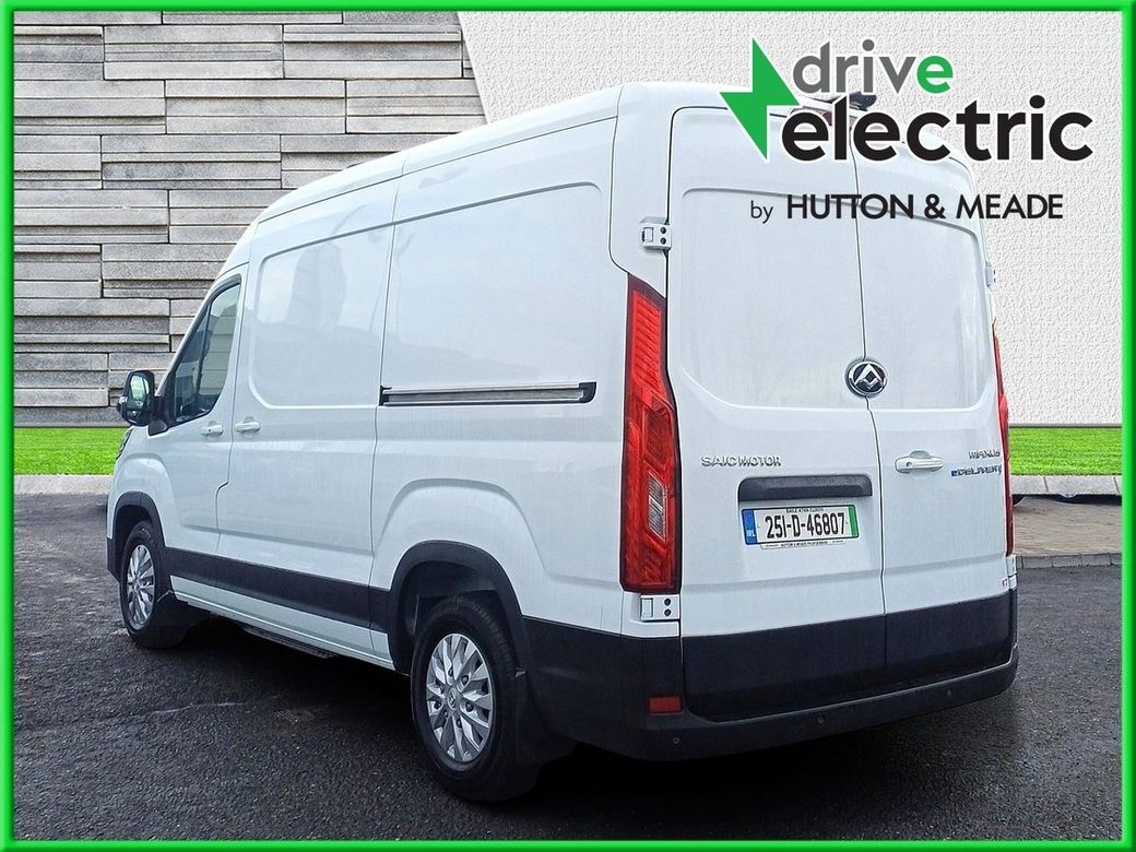 2025 Maxus eDELIVER 9