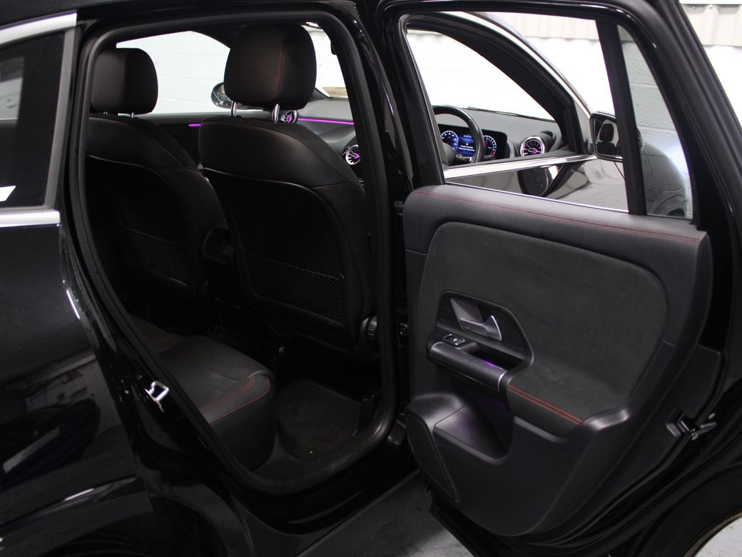 2025 Mercedes-Benz GLA Class