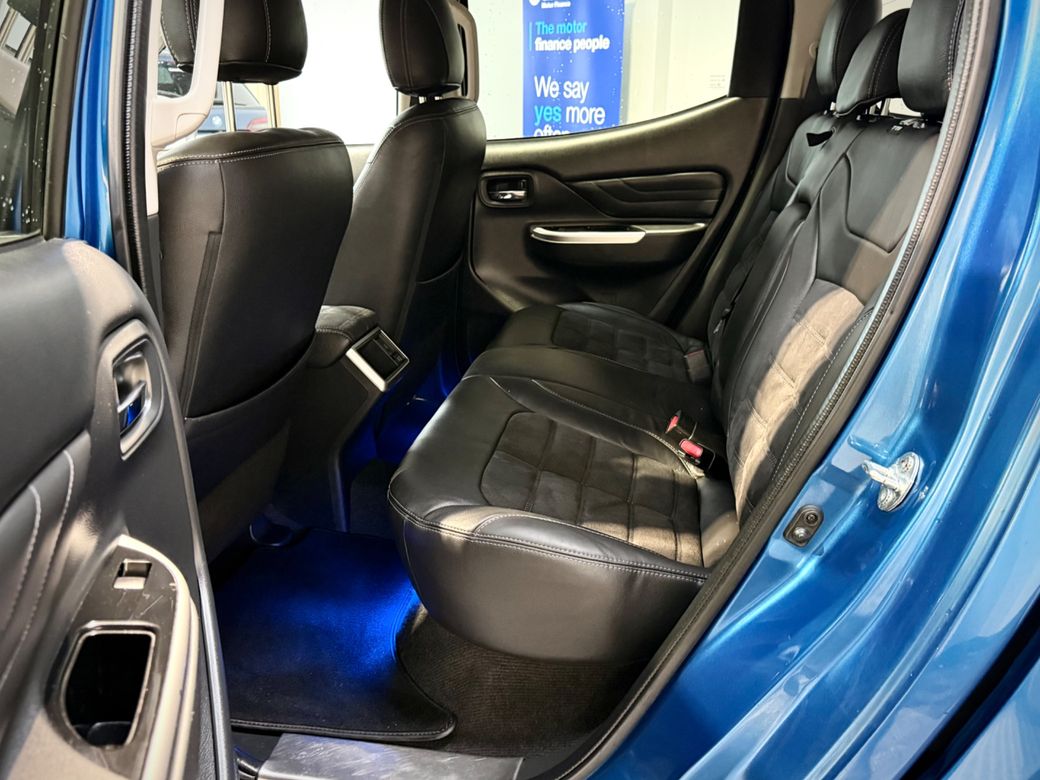2021 Mitsubishi L200