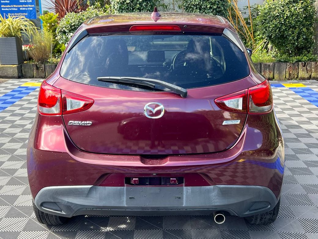 2017 Mazda Demio