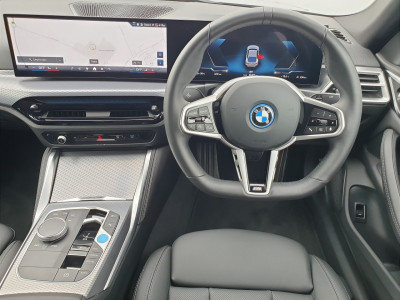 2025 BMW i4