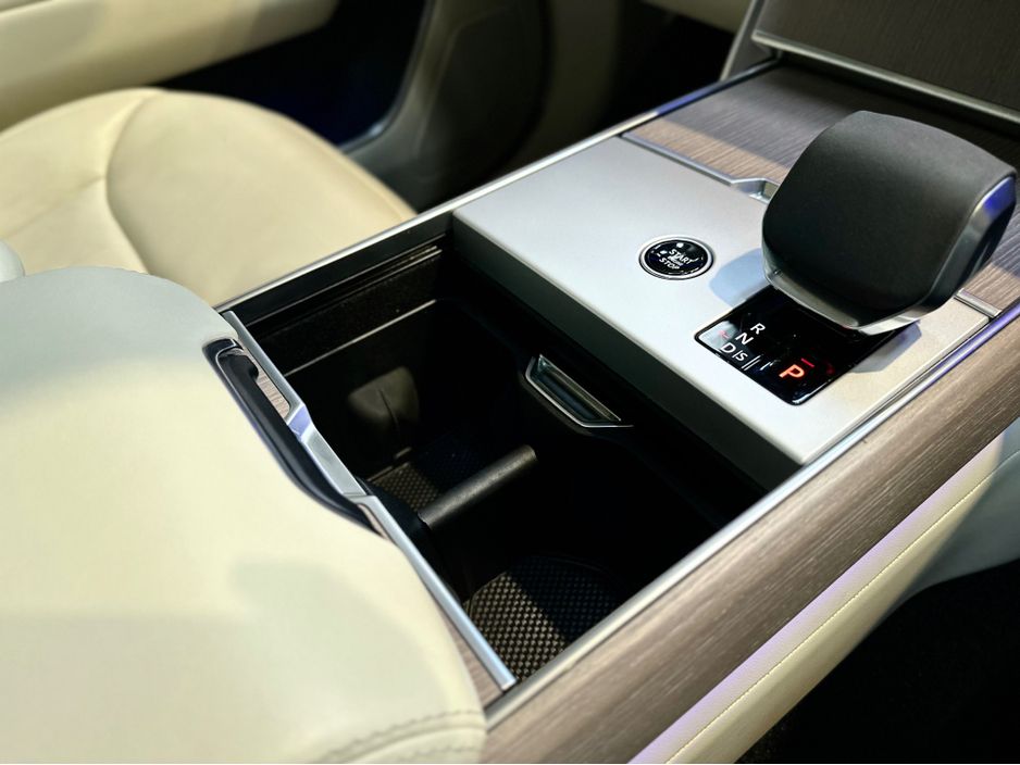2025 Land Rover Range Rover