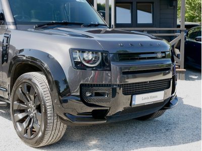 2024 Land Rover Defender 110