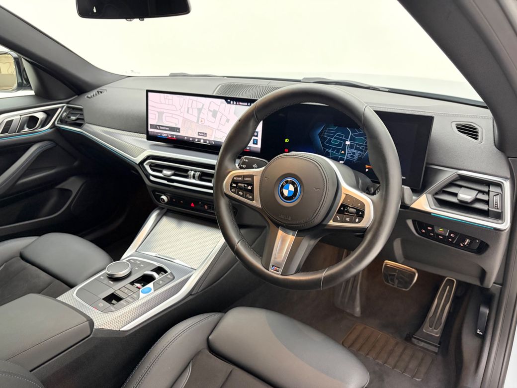2024 BMW i4