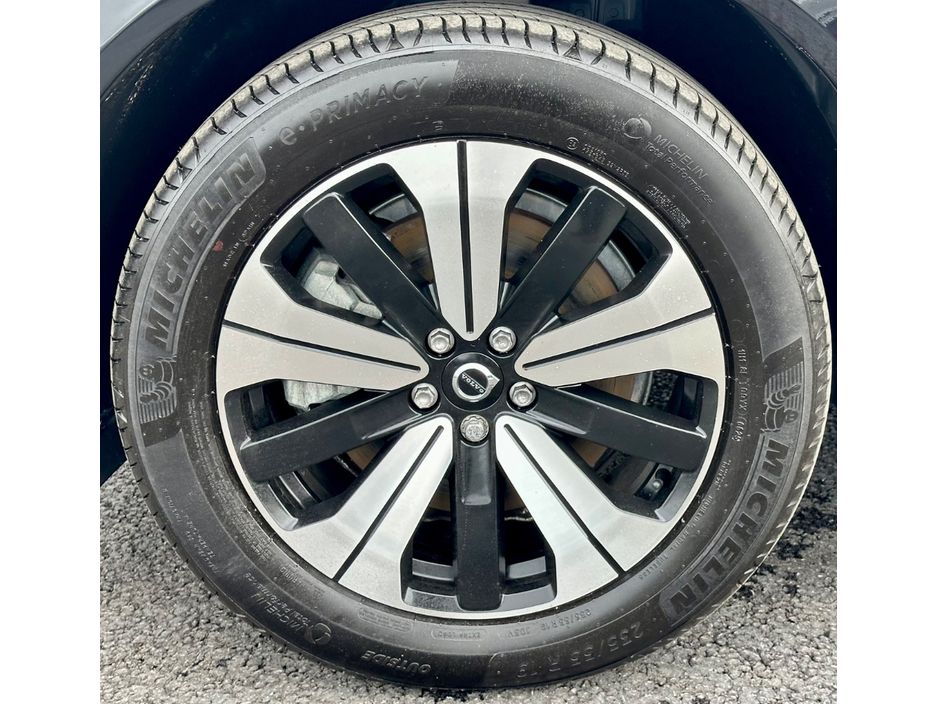 2025 Volvo XC60