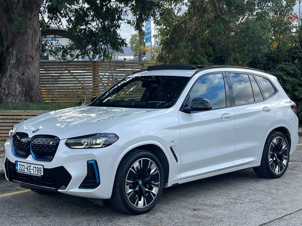 2022 BMW iX3