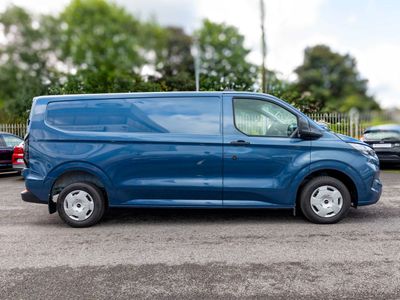 2025 Ford Transit Custom