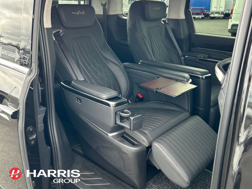 2023 Maxus MIFA 9