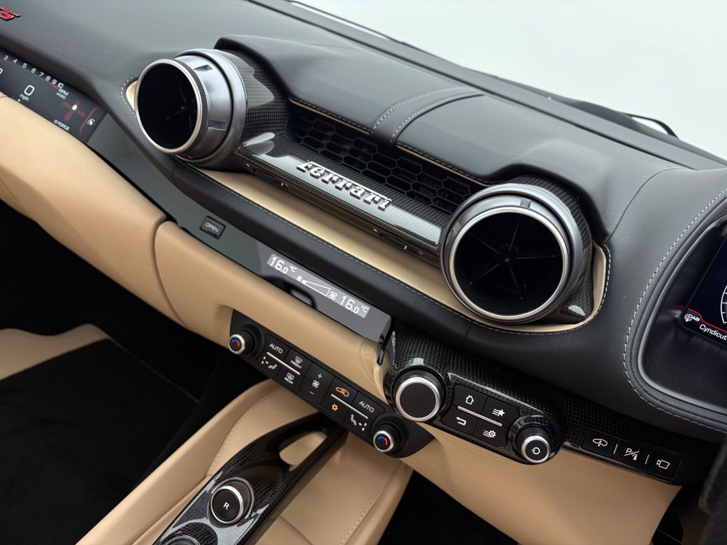 2020 Ferrari 812 GTS