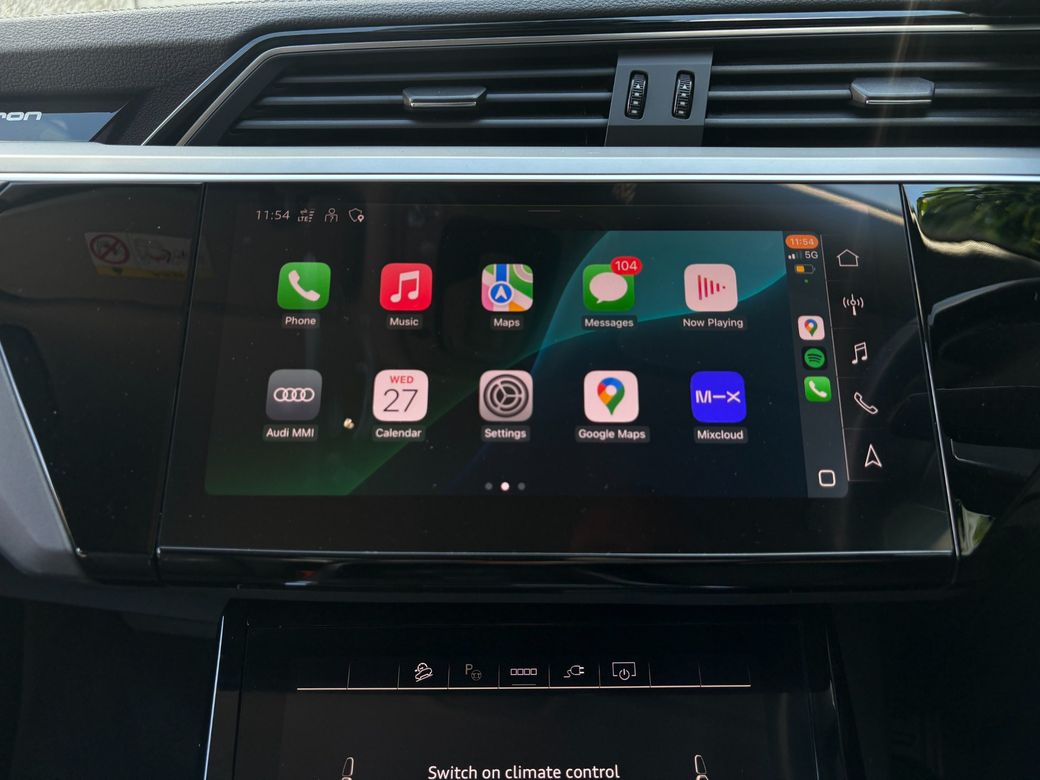 2022 Audi e-tron
