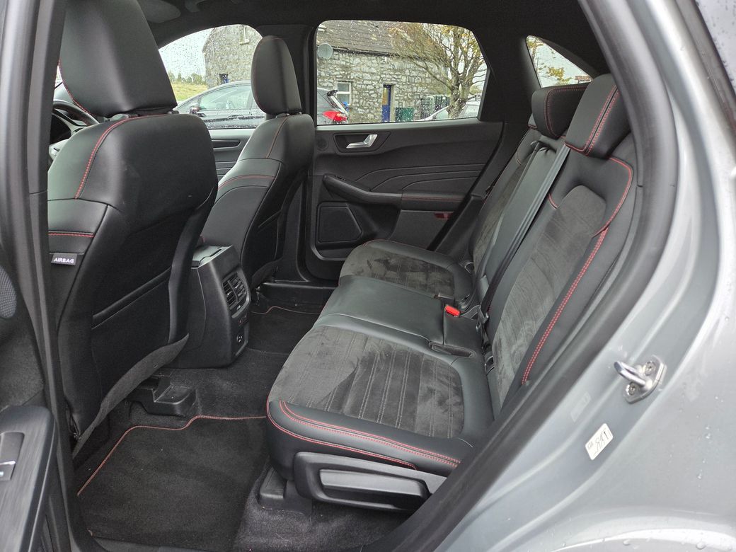 2022 Ford Kuga