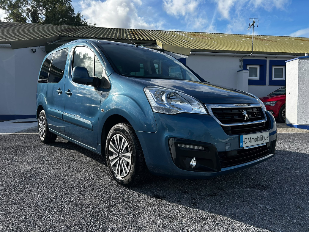2017 Peugeot Partner Tepee