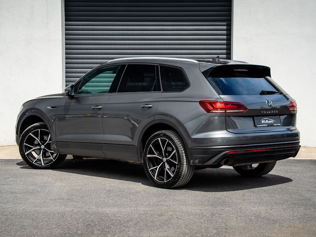 2022 Volkswagen Touareg