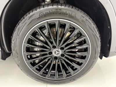 2025 Mercedes-Benz GLC Class