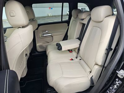 2025 Mercedes-Benz GLB Class