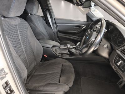 2017 BMW 320