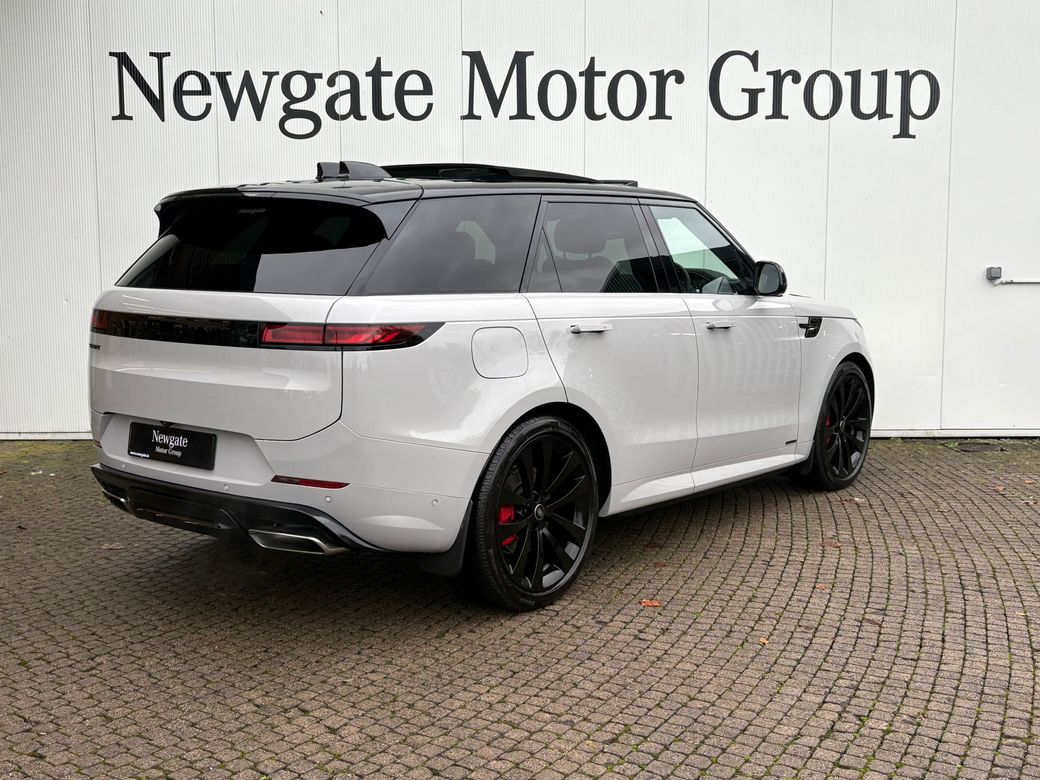 2025 Land Rover Range Rover Sport