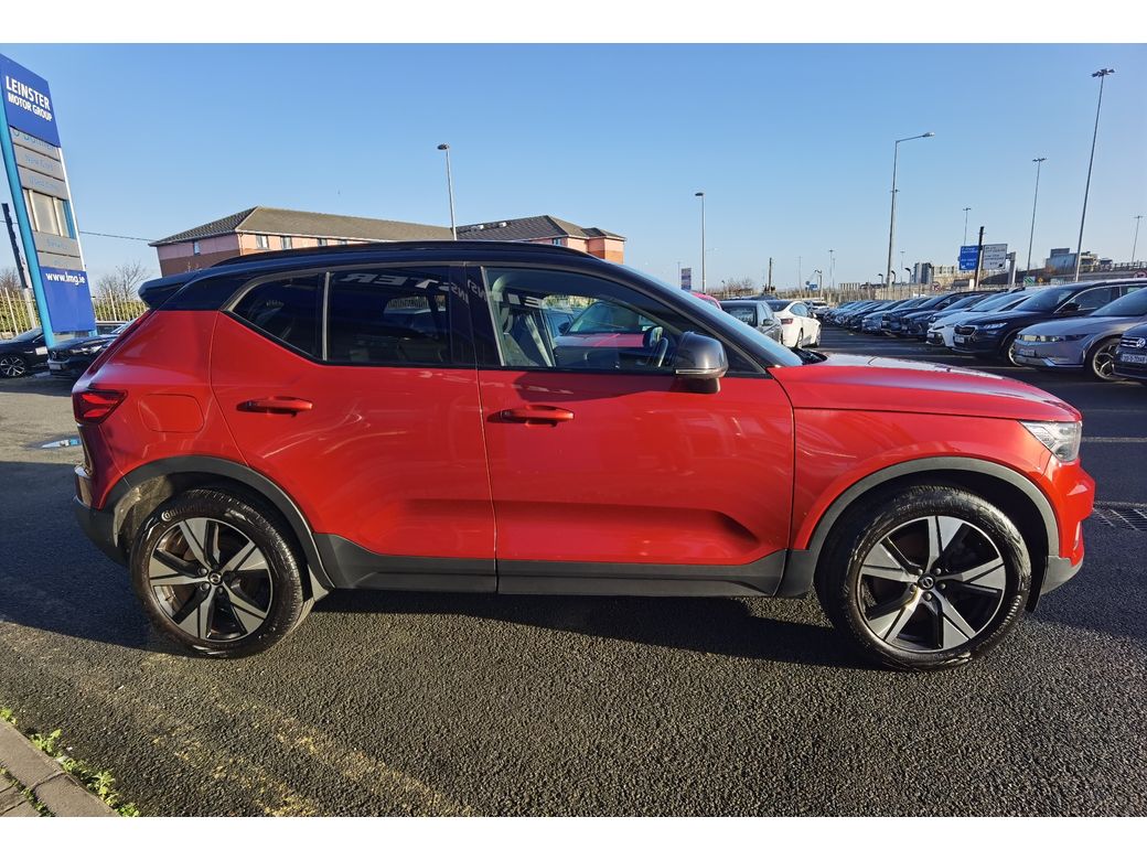 2022 Volvo XC40