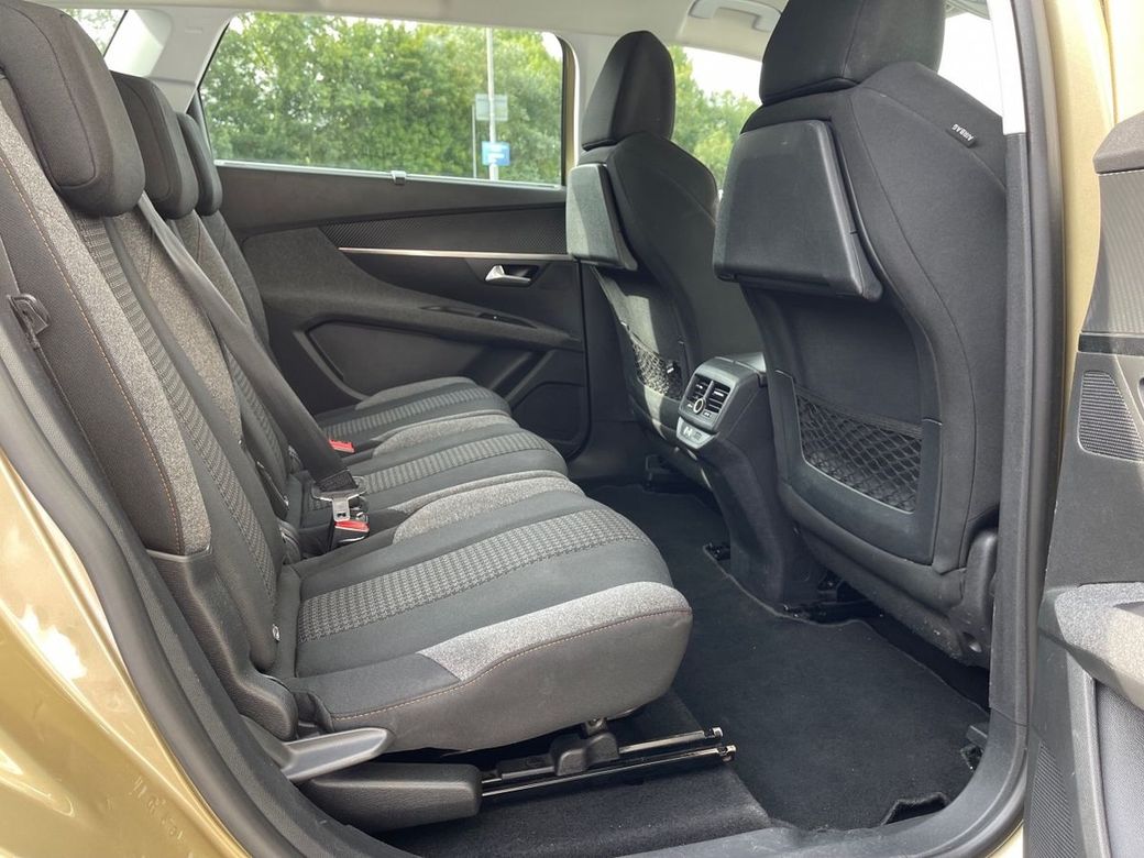 2018 Peugeot 5008