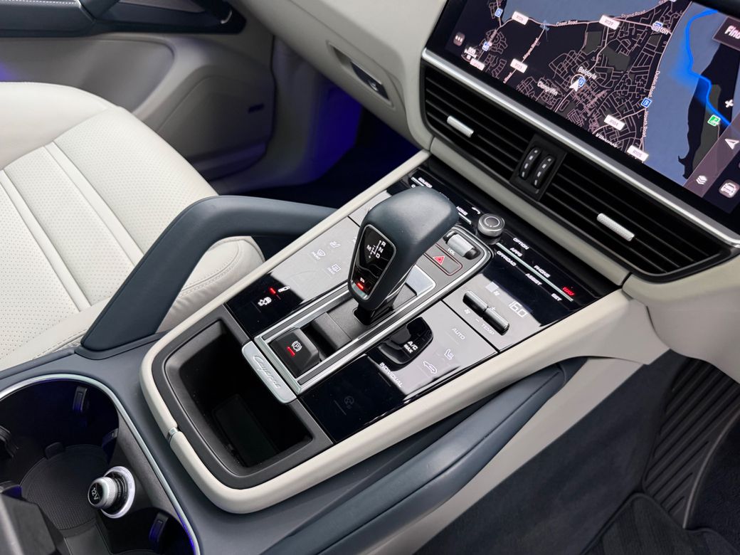 2022 Porsche Cayenne