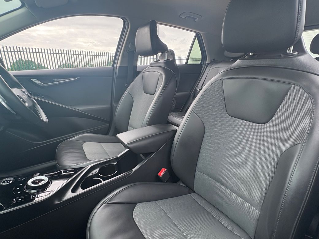 2023 Kia Niro