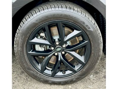 2025 Land Rover Range Rover Velar