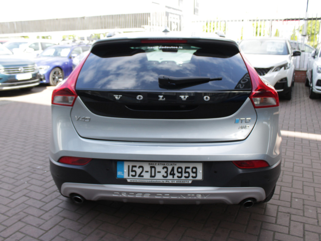 2015 Volvo V40