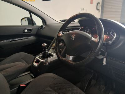 2016 Peugeot 5008