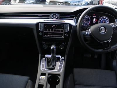 2016 Volkswagen Passat