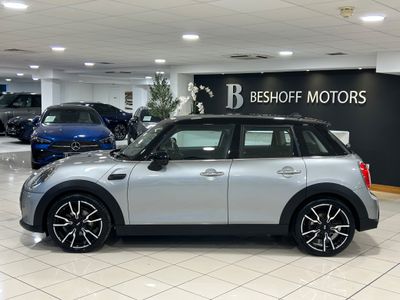2024 Mini Hatch