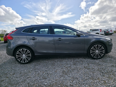 2013 Volvo V40