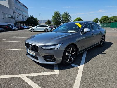 2017 Volvo S90