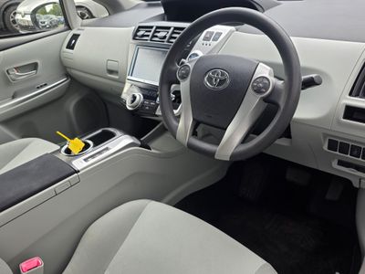 2013 Toyota Prius Alpha