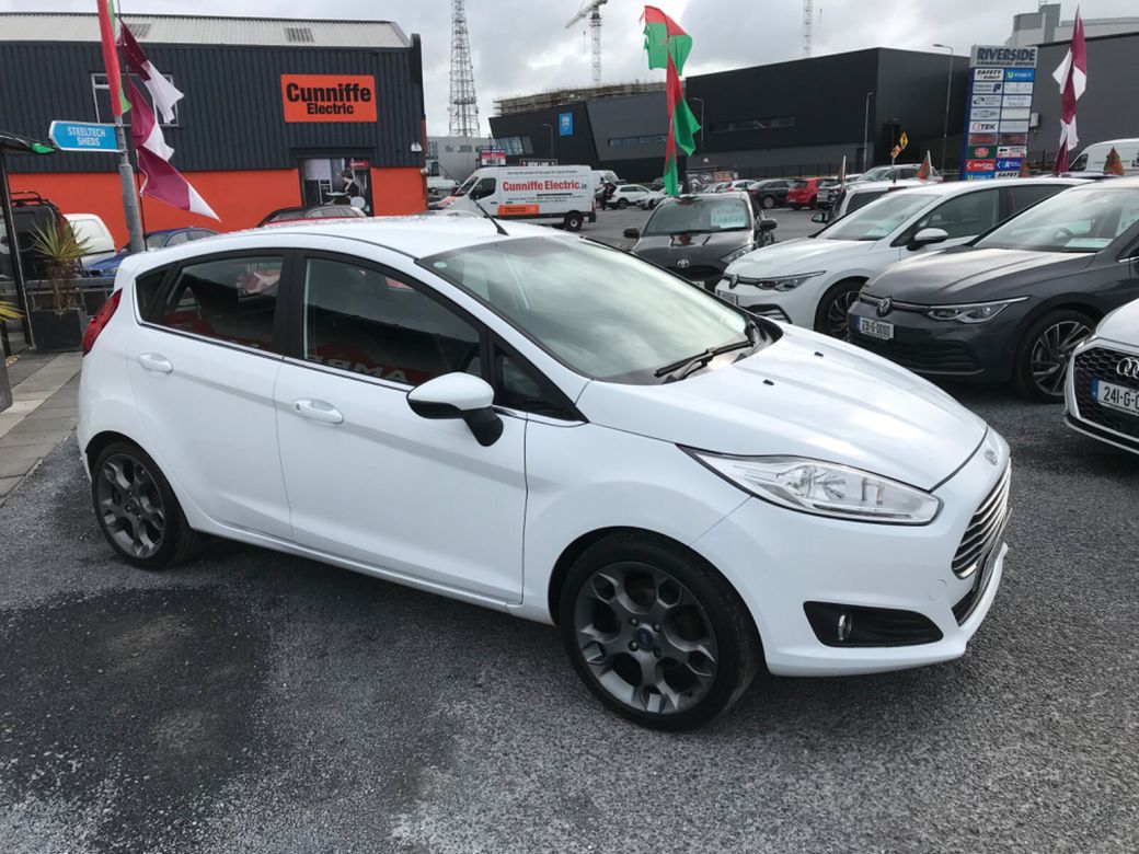 2017 Ford Fiesta